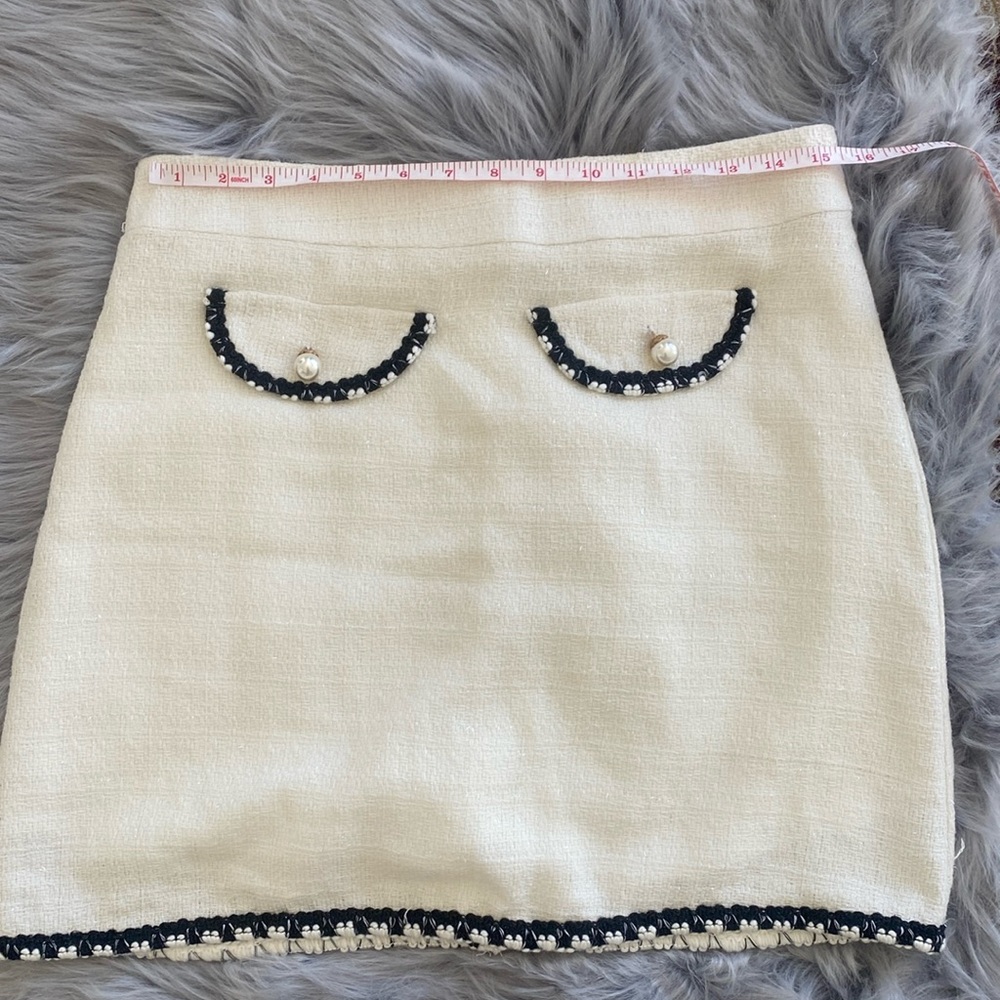 Sister Jane skirt with built in shorts.  Beautiful large faux pearl buttons.